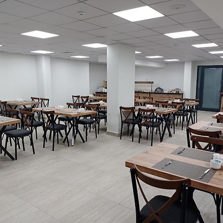 C Suites Antalia Airport Esterno foto