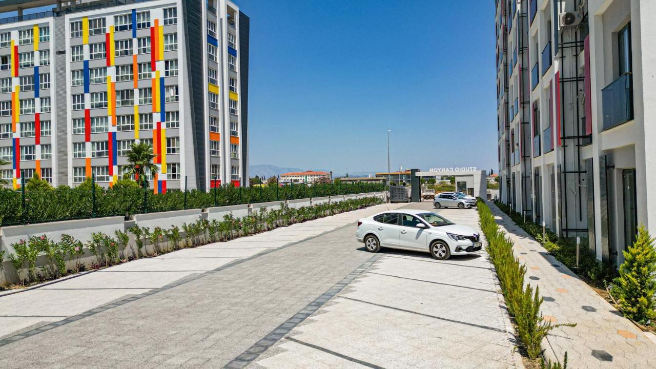 C Suites Antalia Airport Esterno foto