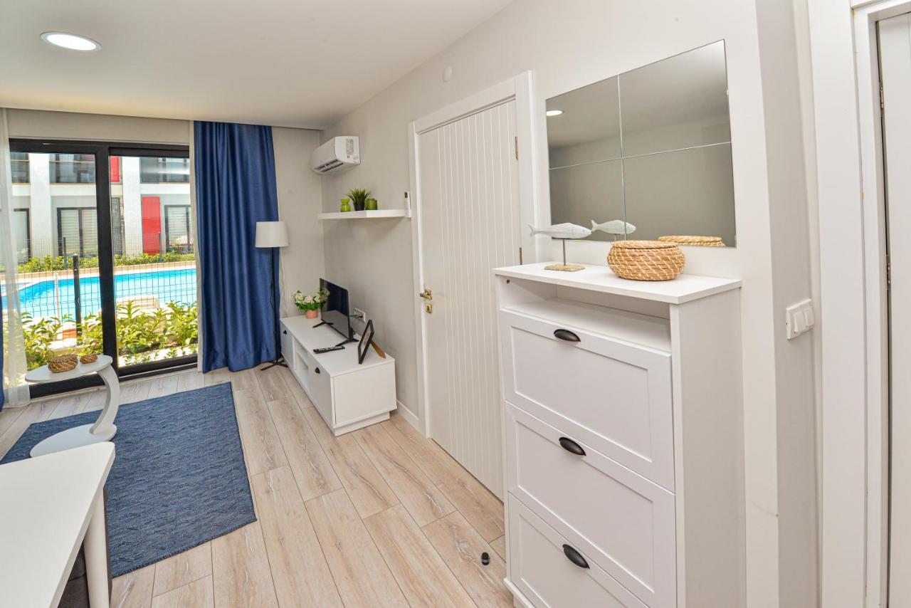 C Suites Antalia Airport Esterno foto